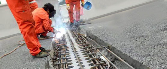 靜音橋梁伸縮裝置