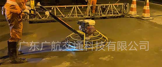 廣惠高速羅峰隧道GH高性能砼快干水泥大面積攤鋪項目